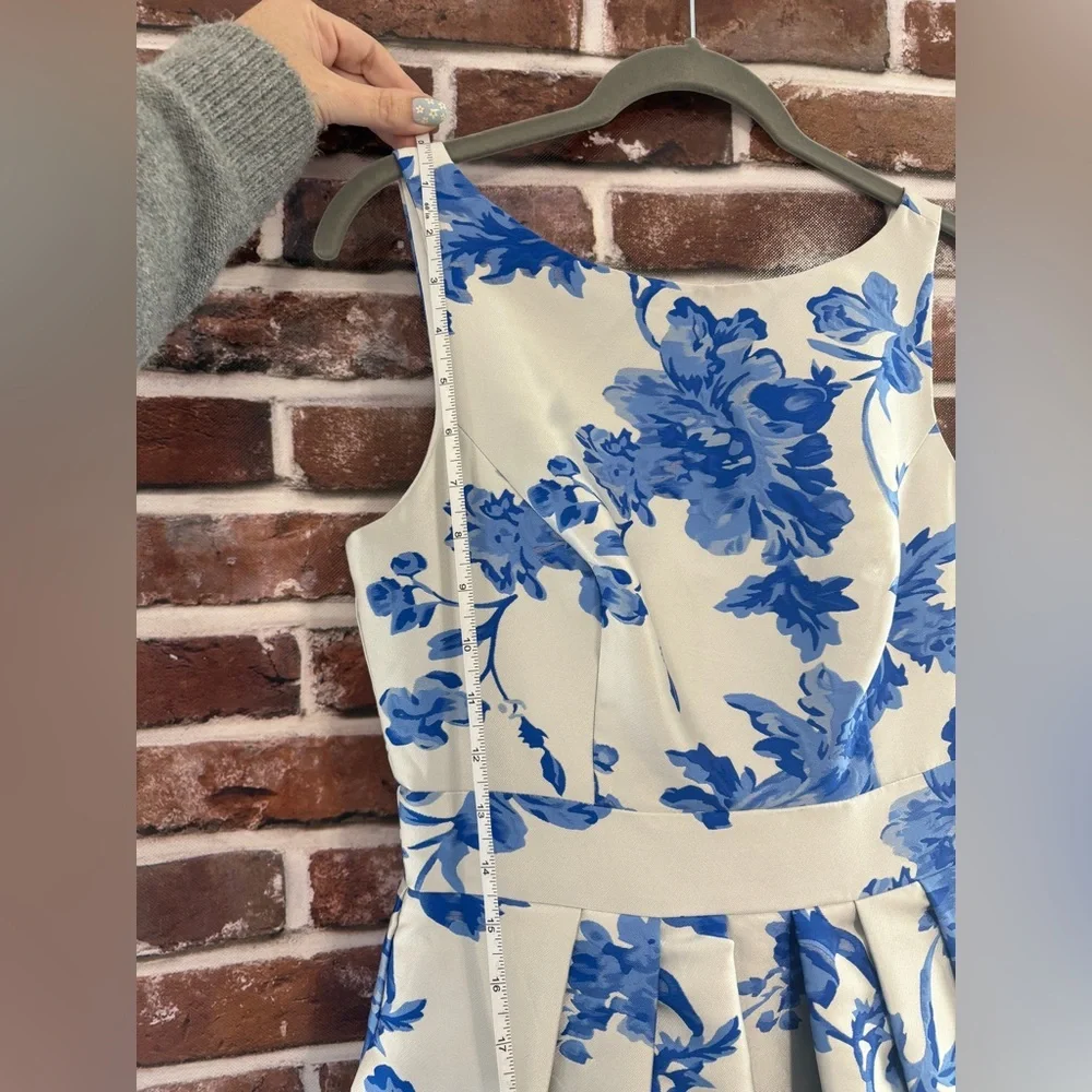 NWT Eliza J Jacquard Creamy White and Blue Floral Pleated Gown, Size 2 - Picture 16 of 16